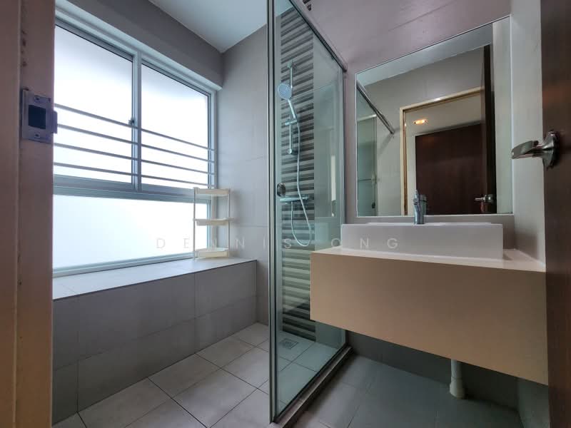 588B Ang Mo Kio Street 52, 588B Ang Mo Kio Street 52, 3 Bedrooms, 1,259 sqft, HDB Flat For Rent, by Dennis Ong, 500223221 - Bathroom - PropertyGuru.com.sg