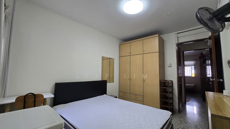 346 Ang Mo Kio Avenue 3, 346 Ang Mo Kio Avenue 3, Room Rental, 200 sqft, HDB Flat For Rent, by Jeff Lim, 500223245 - Bedroom - PropertyGuru.com.sg