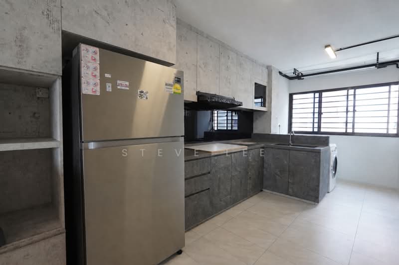 601 Hougang Avenue 4, 601 Hougang Avenue 4, 3 Bedrooms, 1,313 sqft, HDB Flat For Sale, by Steve Lee, 500223268 - Kitchen - PropertyGuru.com.sg
