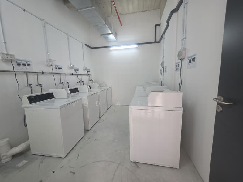 Brand new dormitory for rent with own toilet and shower facilities, , 1,200 sqft, Dormitory For Rent, by Jodia Tay, 500223269 - Interior - CommercialGuru.com.sg