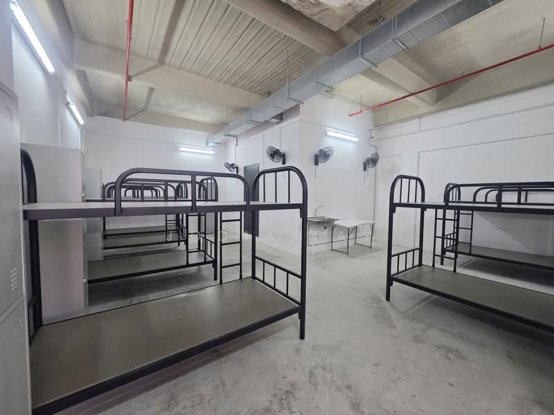 Brand new dormitory for rent with own toilet and shower facilities, , 1,200 sqft, Dormitory For Rent, by Jodia Tay, 500223269 - Interior - CommercialGuru.com.sg