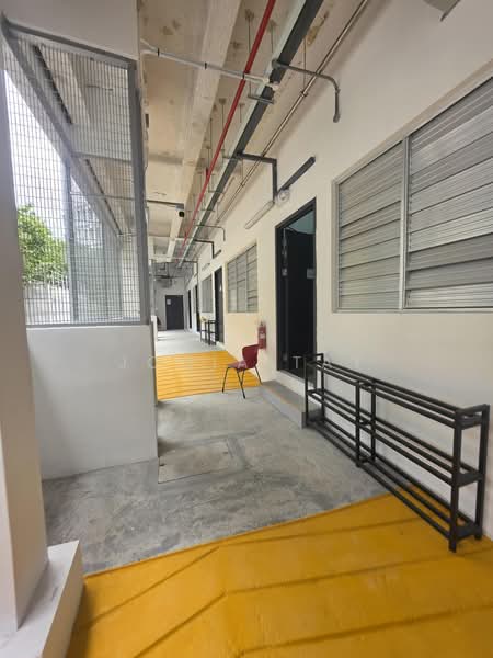 Brand new dormitory for rent with own toilet and shower facilities, , 1,200 sqft, Dormitory For Rent, by Jodia Tay, 500223269 - Corridor - CommercialGuru.com.sg