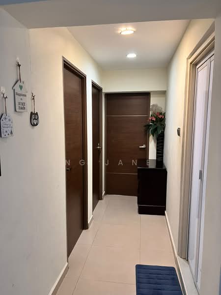 171C Edgedale Plains, 171C Edgedale Plains, Hougang / Punggol / Sengkang, 3 Bedrooms, 1,184 sqft, HDB Flat For Rent, by Ng Jane, 500223273 - Corridor - PropertyGuru.com.sg