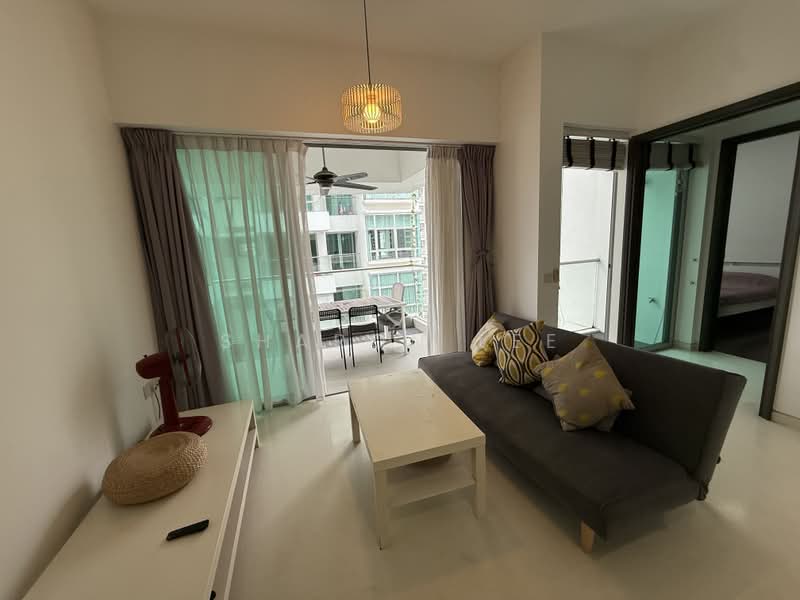Nathan Residences, 25 Nathan Road, 1 Bedroom, 592 sqft, Condominium For Rent, by Sharon Lee, 500223280 - Living Room - PropertyGuru.com.sg
