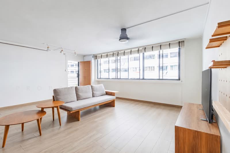 232 Serangoon Avenue 3, 232 Serangoon Avenue 3, 3 Bedrooms, 1,119 sqft, HDB Flat For Sale, by Kelly Tan, 500223281 - Living Room - PropertyGuru.com.sg