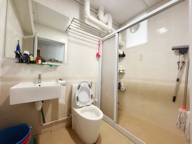 119A Rivervale Drive, 119A Rivervale Drive, Room Rental, 150 sqft, HDB Flat For Rent, by Rena Lee, 500223282 - Bathroom - PropertyGuru.com.sg
