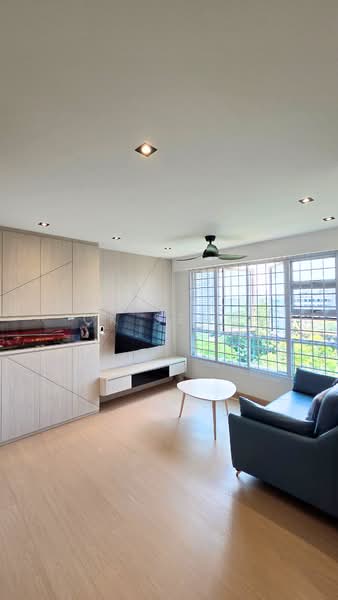 312C Clementi Avenue 4, 312C Clementi Avenue 4, 3 Bedrooms, 1,001 sqft, HDB Flat For Sale, by CK Seow, 500223285 - Living Room - PropertyGuru.com.sg