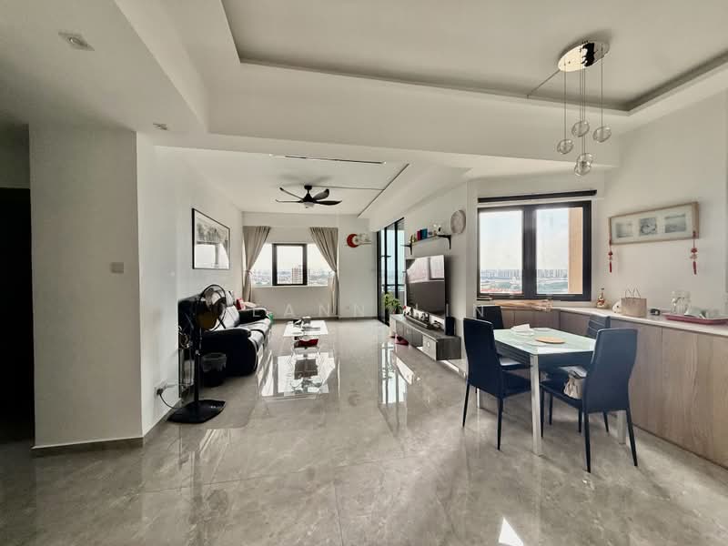 Bayshore Park, 50 Bayshore Road, 2 Bedrooms, 936 sqft, Condominium For Sale, by Leann Lin, 500223289 - Living Room - PropertyGuru.com.sg