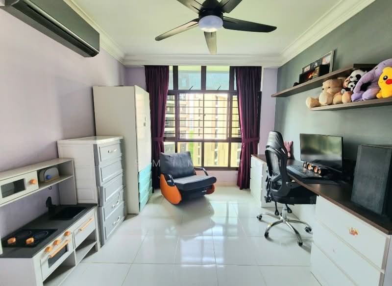468 Segar Road, 468 Segar Road, 3 Bedrooms, 1,184 sqft, HDB Flat For Sale, by Jasmine Toh, 500223293 - Study - PropertyGuru.com.sg