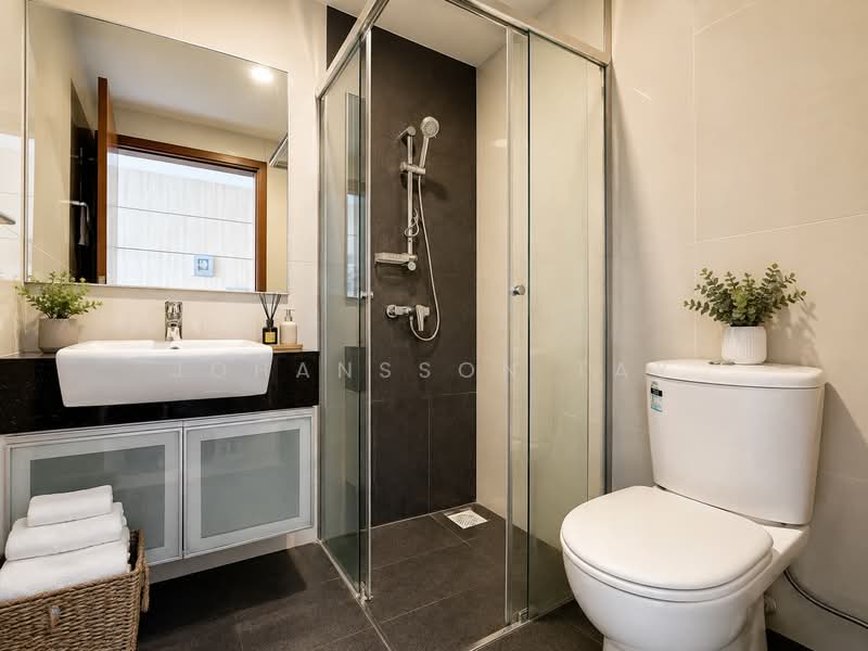 Parc Elegance, 15 Telok Kurau Road, 1 Bedroom, 904 sqft, Condominium For Sale, by Johansson Tay, 500223301 - Bathroom - PropertyGuru.com.sg