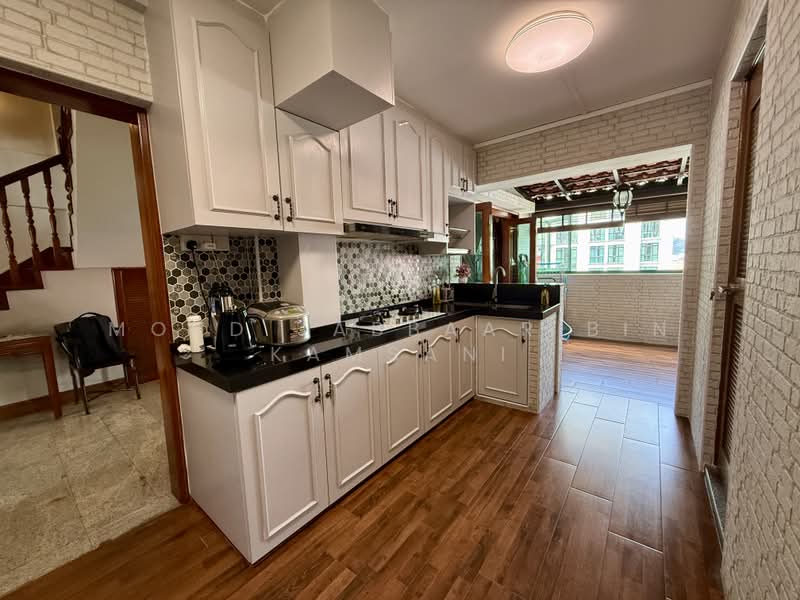 254 Bangkit Road, 254 Bangkit Road, 3 Bedrooms, 1,571 sqft, HDB Flat For Sale, by Mohd Jabbaar Bin Kamsani, 500223302 - Kitchen - PropertyGuru.com.sg