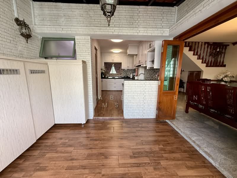 254 Bangkit Road, 254 Bangkit Road, 3 Bedrooms, 1,571 sqft, HDB Flat For Sale, by Mohd Jabbaar Bin Kamsani, 500223302 - Kitchen - PropertyGuru.com.sg