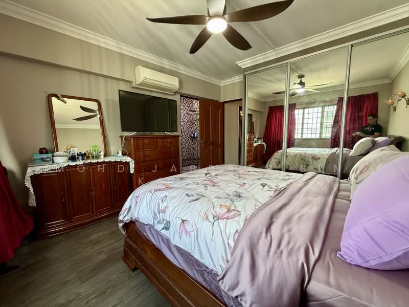 254 Bangkit Road, 254 Bangkit Road, 3 Bedrooms, 1,571 sqft, HDB Flat For Sale, by Mohd Jabbaar Bin Kamsani, 500223302 - Bedroom - PropertyGuru.com.sg
