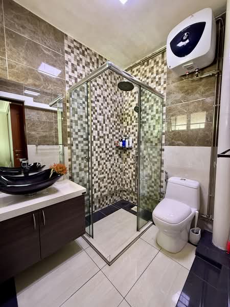 254 Bangkit Road, 254 Bangkit Road, 3 Bedrooms, 1,571 sqft, HDB Flat For Sale, by Mohd Jabbaar Bin Kamsani, 500223302 - Bathroom - PropertyGuru.com.sg