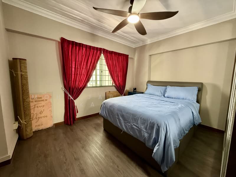 254 Bangkit Road, 254 Bangkit Road, 3 Bedrooms, 1,571 sqft, HDB Flat For Sale, by Mohd Jabbaar Bin Kamsani, 500223302 - Bedroom - PropertyGuru.com.sg