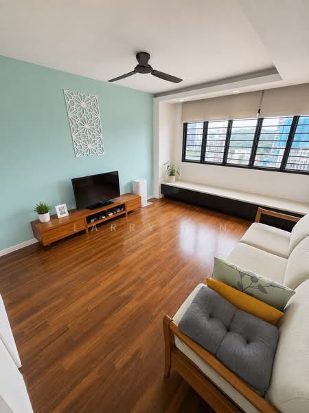 2 Toh Yi Drive, 2 Toh Yi Drive, 4 Bedrooms, 1,572 sqft, HDB Flat For Sale, by Larry Tan, 500223304 - Living Room - PropertyGuru.com.sg