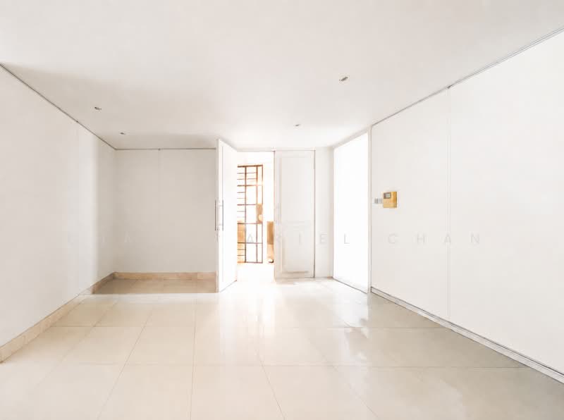 Cairnhill Plaza, 53 Cairnhill Road, Orchard / River Valley, 4 Bedrooms, 3,305 sqft, Apartment For Rent, by Chanel Ariel Chan, 500223305 - Interior - PropertyGuru.com.sg