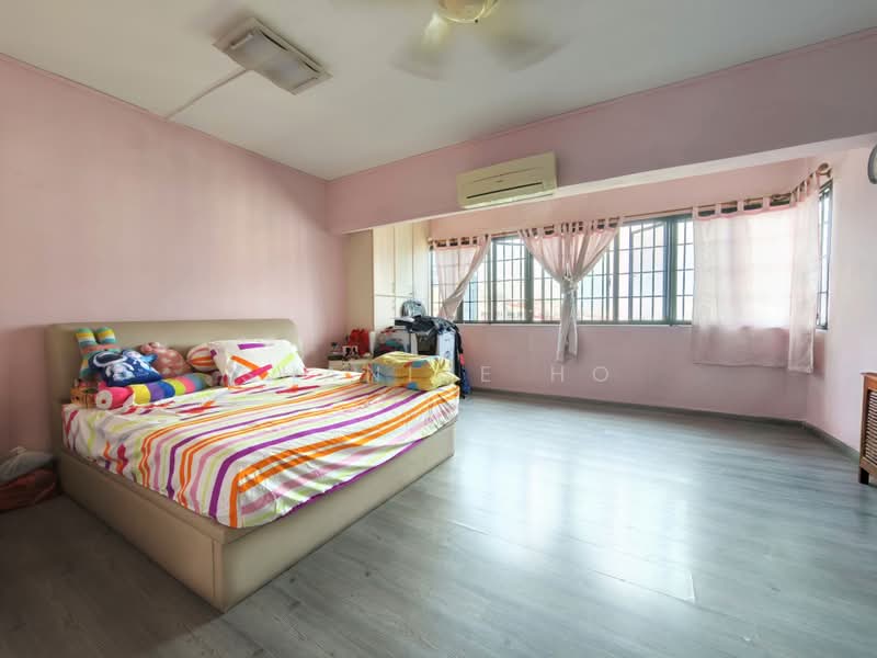 Windy Heights, 82 Jalan Daud, 4 Bedrooms, 2,476 sqft, Condominium For Sale, by Shanise Ho, 500223310 - Bedroom - PropertyGuru.com.sg