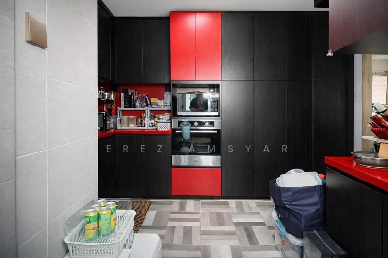 222 Hougang Street 21, 222 Hougang Street 21, 4 Bedrooms, 1,593 sqft, HDB Flat For Sale, by Jerez Amsyar, 500223311 - Kitchen - PropertyGuru.com.sg