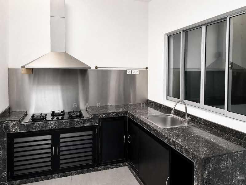 Toh Tuck Garden, 67 Toh Tuck Road, 8 Bedrooms, 3,733 sqft, Semi-Detached House For Rent, by Gary Chia, 500223312 - Kitchen - PropertyGuru.com.sg