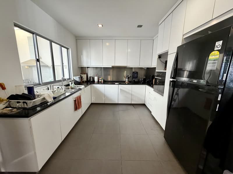 Toh Tuck Garden, 67 Toh Tuck Road, Clementi Park / Upper Bukit Timah, 8 Bedrooms, 3,733 sqft, Semi-Detached House For Rent, by Gary Chia, 500223312 - Dry Kitchen - PropertyGuru.com.sg