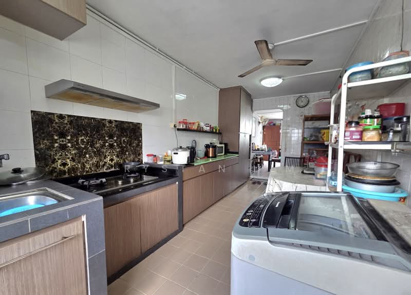 313 Ubi Avenue 1, 313 Ubi Avenue 1, 3 Bedrooms, 1,119 sqft, HDB Flat For Rent, by Crystan Lim, 500223328 - Kitchen - PropertyGuru.com.sg