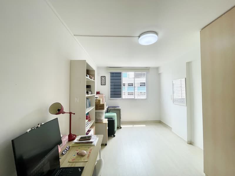 105 Serangoon North Avenue 1, 105 Serangoon North Avenue 1, 2 Bedrooms, 753 sqft, HDB Flat For Sale, by Gan Sok Hoon, 500223342 - Bedroom - PropertyGuru.com.sg