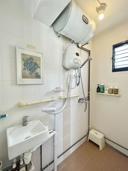 105 Serangoon North Avenue 1, 105 Serangoon North Avenue 1, 2 Bedrooms, 753 sqft, HDB Flat For Sale, by Gan Sok Hoon, 500223342 - PropertyGuru.com.sg