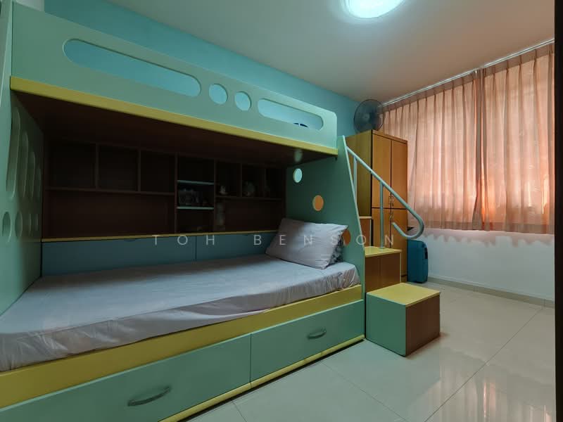84 Lorong 2 Toa Payoh, 84 Lorong 2 Toa Payoh, 3 Bedrooms, 1,152 sqft, HDB Flat For Sale, by Toh Benson, 500223343 - Bedroom - PropertyGuru.com.sg