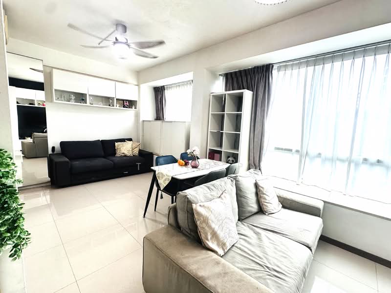 Caspian, 58 Lakeside Drive, Studio, 463 sqft, Condominium For Sale, by Thiru P, 500223347 - Living Room - PropertyGuru.com.sg