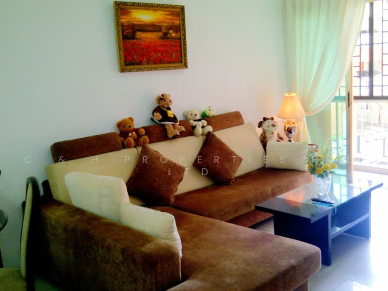 Astoria Park, 36 Lorong Mydin, 2 Bedrooms, 850 sqft, Condominium For Rent, by HENNY ROSALIA WIRJAWAN, 500223348 - Living Room - PropertyGuru.com.sg