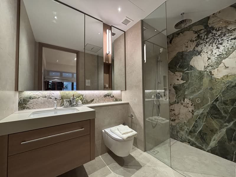 Vela Bay, 1 Bayshore Walk, 2 Bedrooms, 689 sqft, Condominium For Sale, by Ming Han Lim (Ming), 500223349 - Master Bathroom - PropertyGuru.com.sg