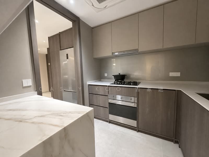Canberra Crescent Residences, 51 Canberra Crescent, 3 Bedrooms, 990 sqft, Condominium For Sale, by Casey Koo 古家进, 500223362 - Kitchen - PropertyGuru.com.sg