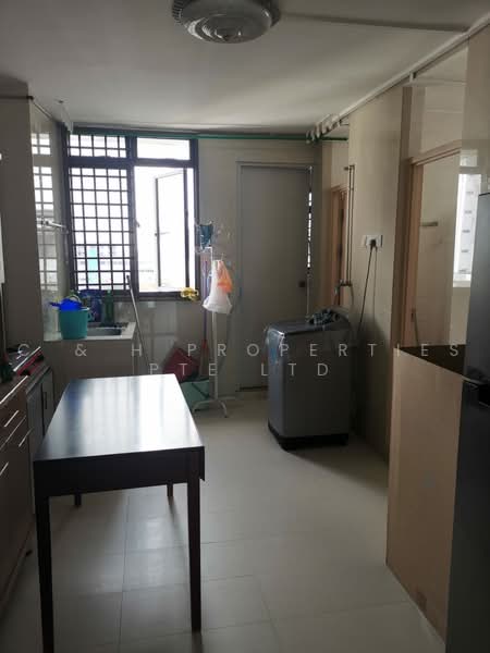 19 Eunos Crescent photo 2