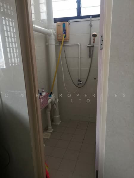 19 Eunos Crescent photo 3