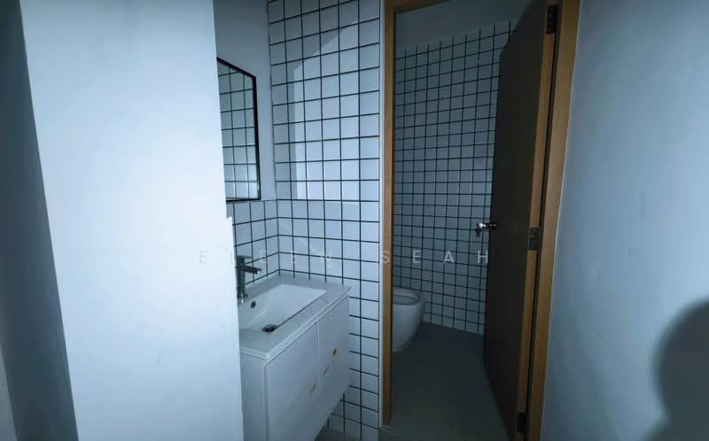 JALAN BESAH ROAD, , 700 sqft, Shop / Shophouse For Rent, by Eleen Seah, 500223371 - Bathroom - CommercialGuru.com.sg
