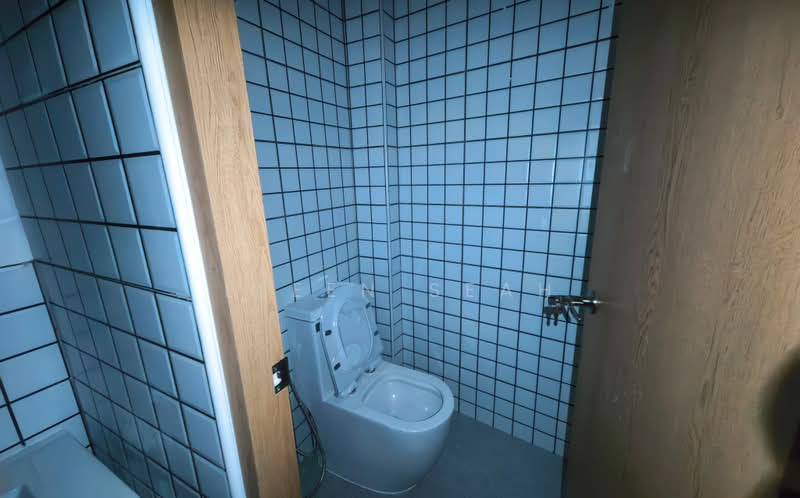 JALAN BESAH ROAD, , 700 sqft, Shop / Shophouse For Rent, by Eleen Seah, 500223371 - Bathroom - CommercialGuru.com.sg