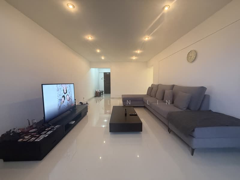 430 Tampines Street 41, 430 Tampines Street 41, Pasir Ris / Tampines, 3 Bedrooms, 1,593 sqft, HDB Flat For Sale, by Jacklin Lin, 500223373 - Living Room - PropertyGuru.com.sg
