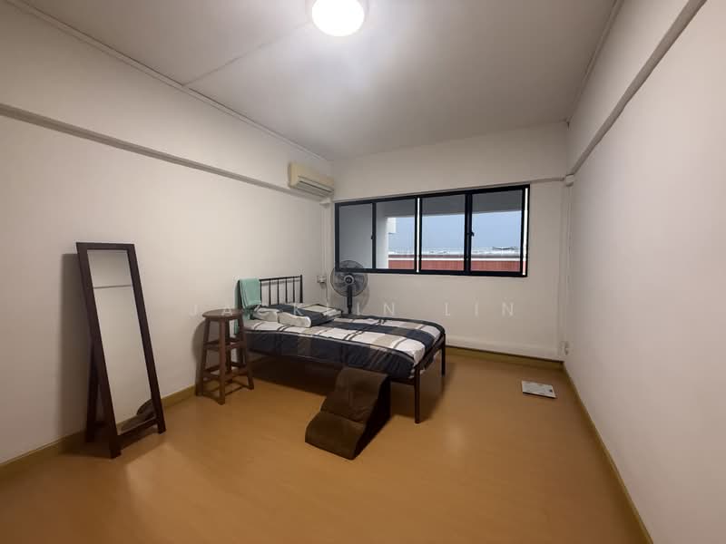 430 Tampines Street 41, 430 Tampines Street 41, Pasir Ris / Tampines, 3 Bedrooms, 1,593 sqft, HDB Flat For Sale, by Jacklin Lin, 500223373 - Bedroom - PropertyGuru.com.sg