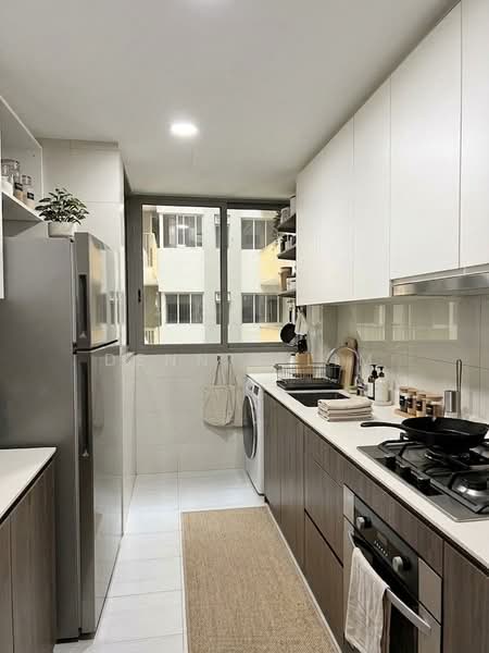 Sol Acres, 20 Choa Chu Kang Grove, 3 Bedrooms, 925 sqft, Executive Condominium For Sale, by Dennis Lim, 500223380 - Kitchen - PropertyGuru.com.sg