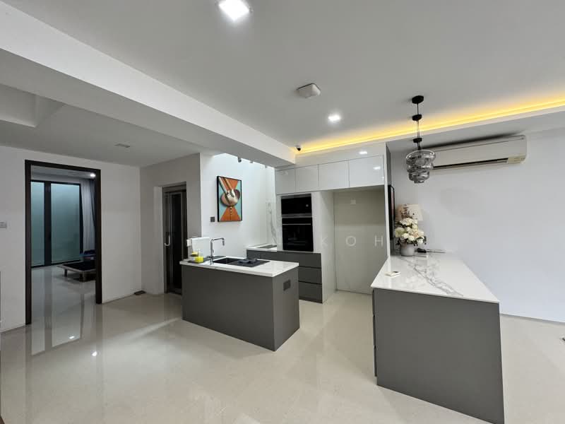 Seletar Hills Estate | Almost New Bungalow | Lift and EV ready, Seletar Hills Estate Kasai Road Saraca Road Neram Road, 7 Bedrooms, 8,000 sqft, Detached House For Sale, by Johan Koh, 500223408 - Kitchen - PropertyGuru.com.sg