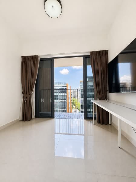 Coco Palms, 21 Pasir Ris Grove, Studio, 400 sqft, Condominium For Rent, by Vanessa Sim, 500223419 - Balcony - PropertyGuru.com.sg