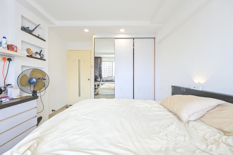 2 Delta Avenue, 2 Delta Avenue, 3 Bedrooms, 1,313 sqft, HDB Flat For Sale, by Adriel Li Yewen, 500223425 - Bedroom - PropertyGuru.com.sg