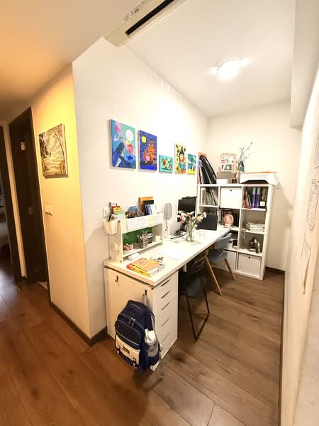 Lake Grande, 8 Jurong Lake Link, 2 Bedrooms, 818 sqft, Condominium For Rent, by Vicky Chen, 500223427 - Study - PropertyGuru.com.sg
