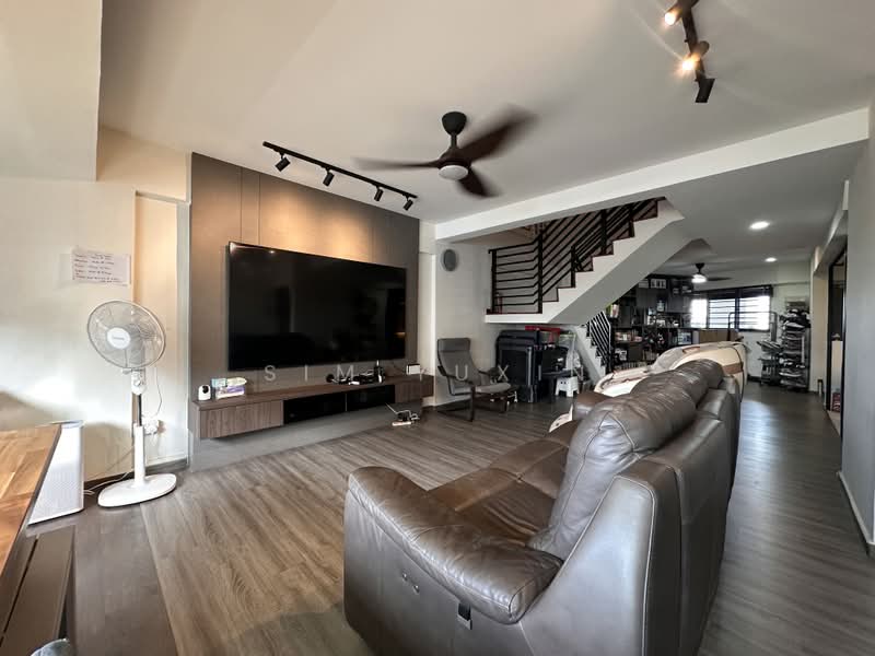 108 Jalan Rajah, 108 Jalan Rajah, 3 Bedrooms, 1,658 sqft, HDB Flat For Sale, by Sim Yuxin, 500223431 - Living Room - PropertyGuru.com.sg