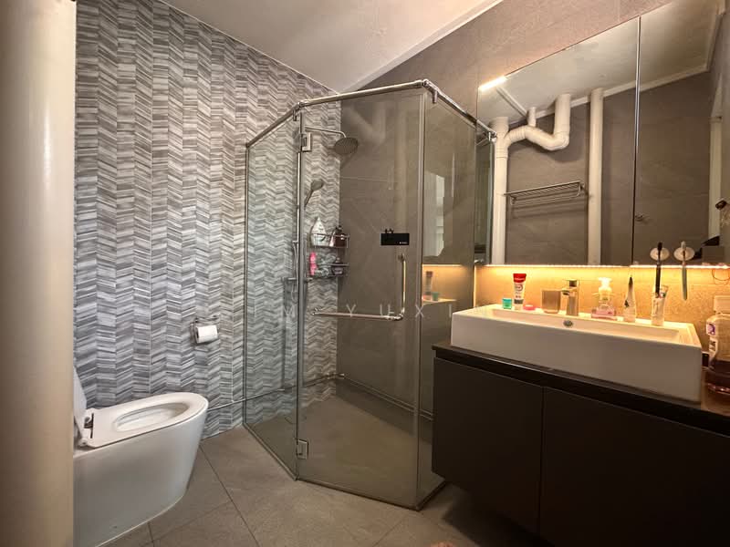 108 Jalan Rajah, 108 Jalan Rajah, 3 Bedrooms, 1,658 sqft, HDB Flat For Sale, by Sim Yuxin, 500223431 - Bathroom - PropertyGuru.com.sg