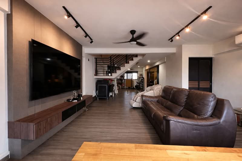 108 Jalan Rajah, 108 Jalan Rajah, 3 Bedrooms, 1,658 sqft, HDB Flat For Sale, by Sim Yuxin, 500223431 - Living Room - PropertyGuru.com.sg