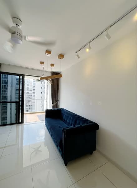 Twin Waterfalls, 104 Punggol Walk, 3 Bedrooms, 915 sqft, Executive Condominium For Sale, by James Yeo, 500223437 - Living Room - PropertyGuru.com.sg