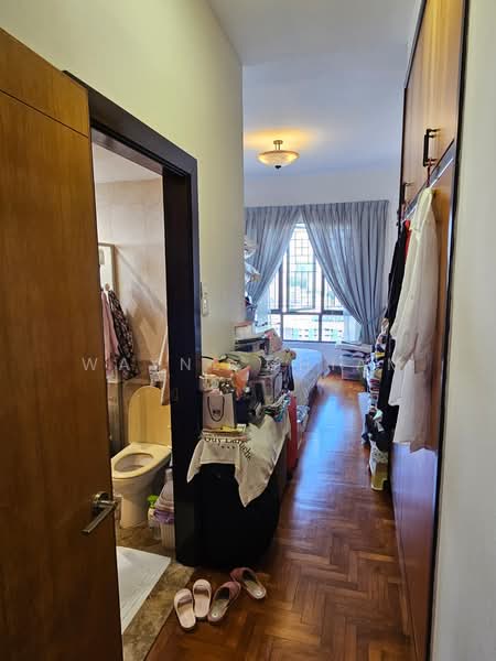 Regent Heights, 52 Bukit Batok East Avenue 5, 3 Bedrooms, 1,173 sqft, Condominium For Sale, by Wayne Chiam, 500223443 - Bedroom - PropertyGuru.com.sg