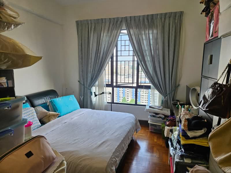 Regent Heights, 52 Bukit Batok East Avenue 5, 3 Bedrooms, 1,173 sqft, Condominium For Sale, by Wayne Chiam, 500223443 - Bedroom - PropertyGuru.com.sg
